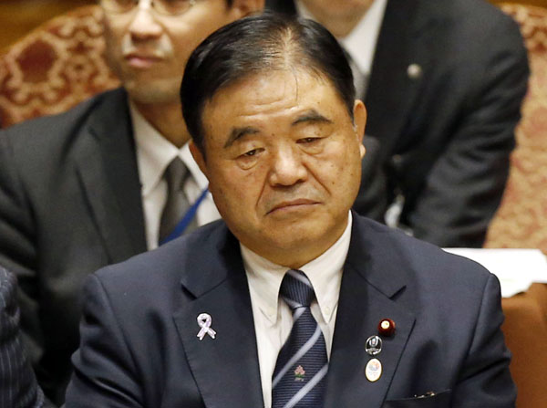 苦しい答弁（Ｃ）日刊ゲンダイ