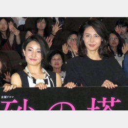 松嶋菜々子の怪演も話題(左は菅野美穂)