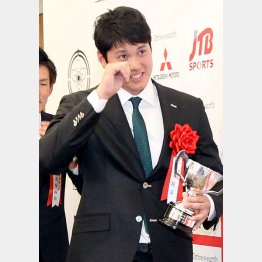カネは問題じゃないというが…