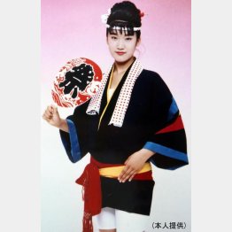 17歳で「おんなの祭り」でデビュー