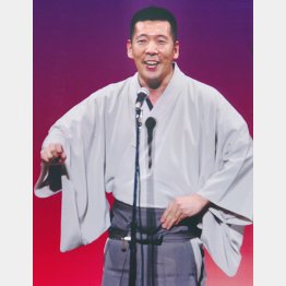 懐メロを歌う会は暮れの恒例行事に
