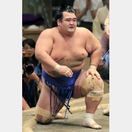 大関陥落へ崖っぷち